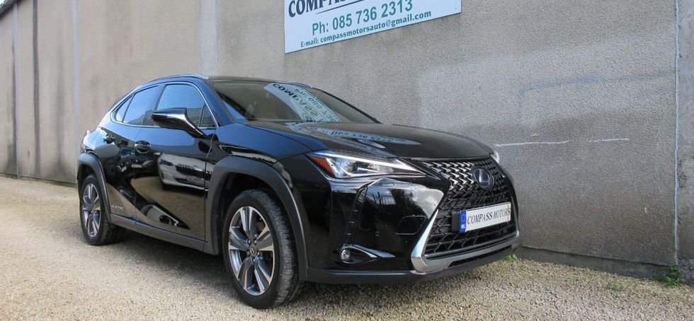 Lexus UX 2023