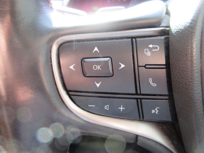 Lexus UX 2023