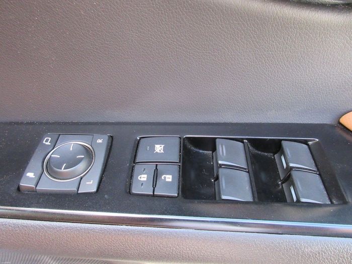 Lexus UX 2023