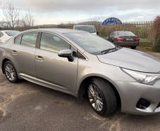Toyota Avensis 2016