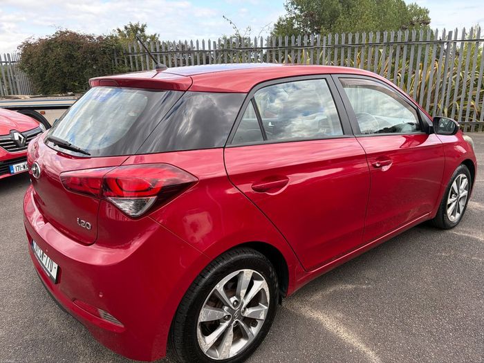 Hyundai i20 2016