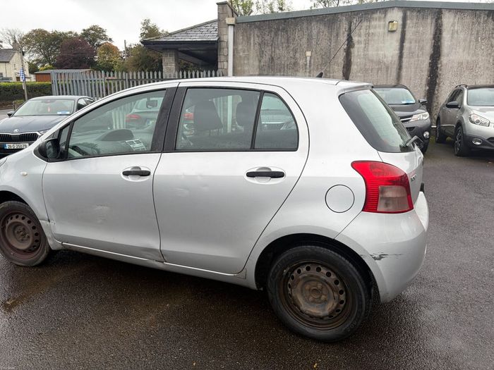 Toyota Yaris 2006