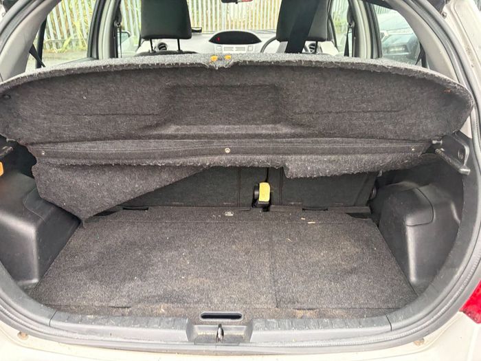 Toyota Yaris 2006