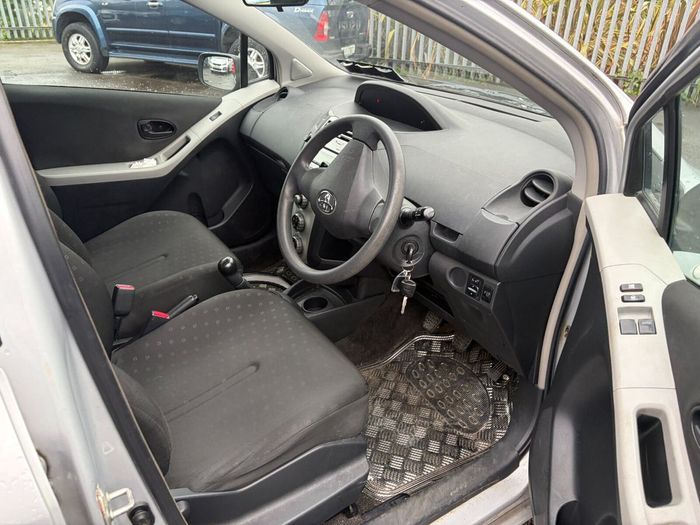 Toyota Yaris 2006