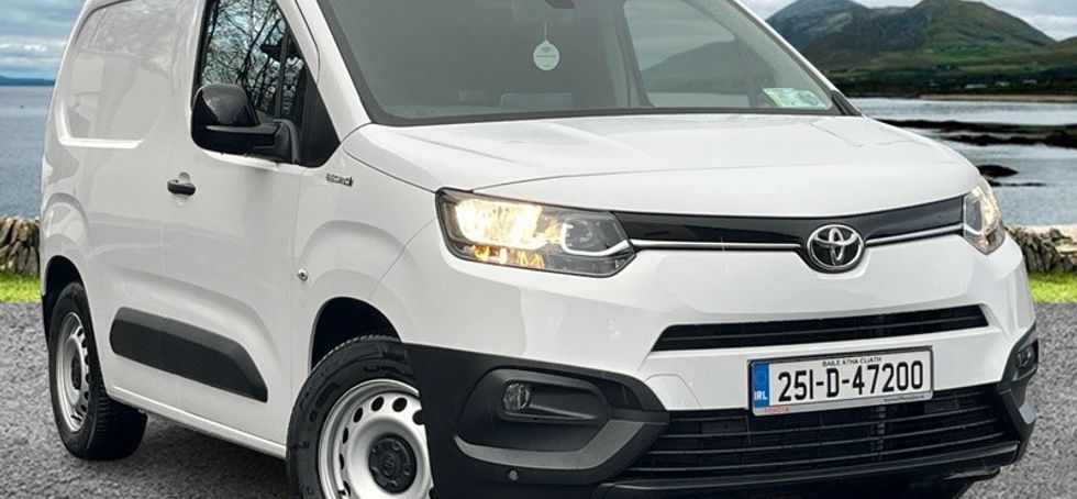Toyota Proace 2025