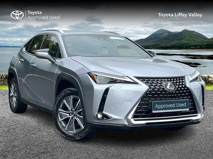 Lexus UX 2024