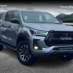 Toyota HiLux 2023