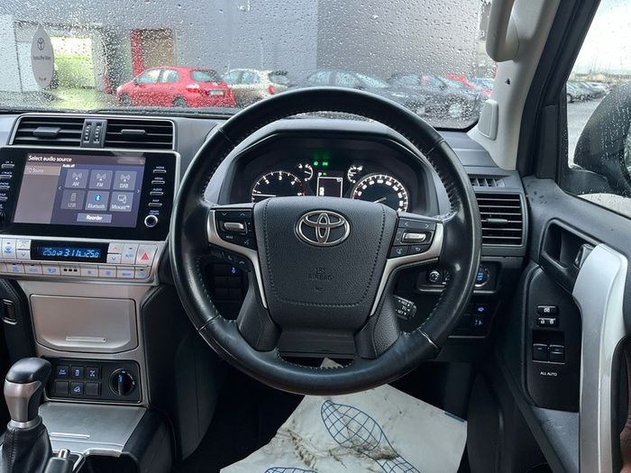 Toyota Landcruiser 2023