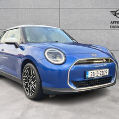 MINI HATCH 2025