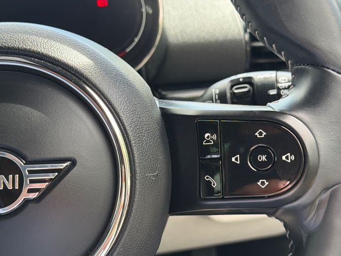 MINI CLUBMAN 2021