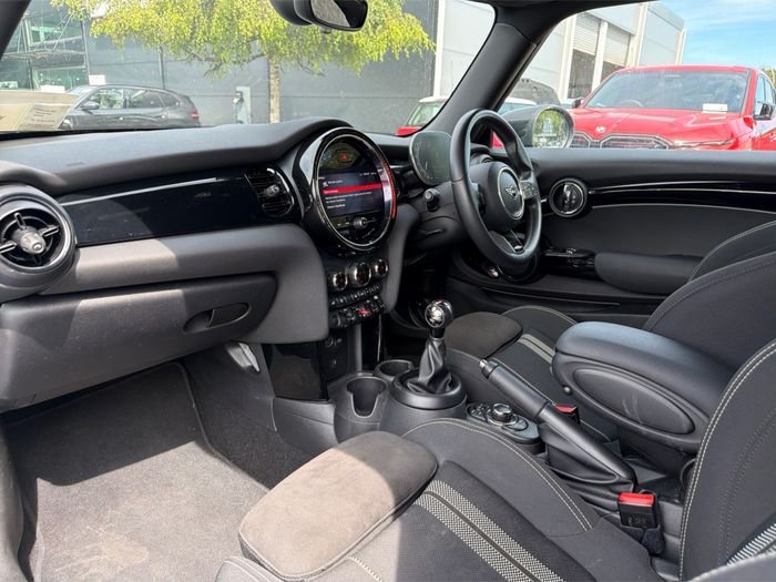 MINI HATCH 2021