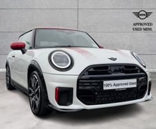 MINI HATCH 2026