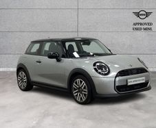MINI HATCH 2026
