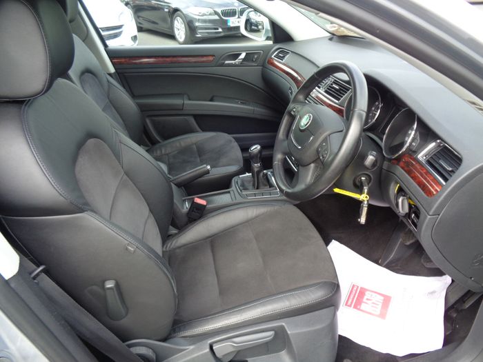 Skoda Superb 2013