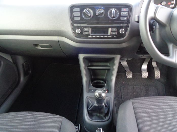 Volkswagen Up! 2015