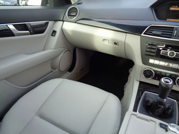 Mercedes-Benz C-Class 2012