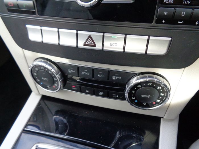 Mercedes-Benz C-Class 2012