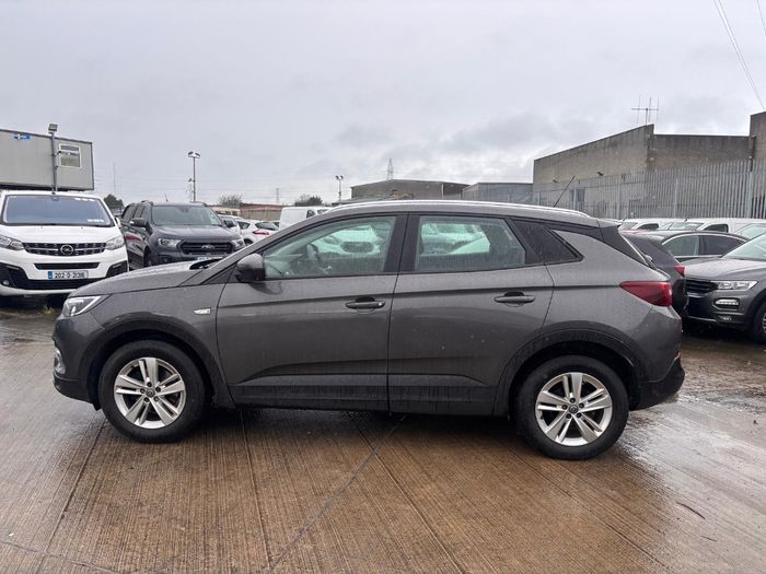 Opel GRANDLAND X 2021