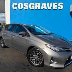 Toyota Auris 2015