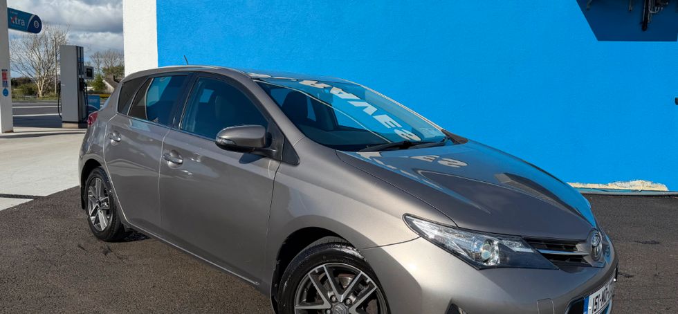 Toyota Auris 2015
