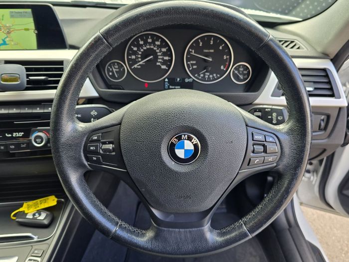 BMW 3 Series 2017