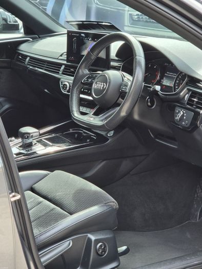Audi A4 2020