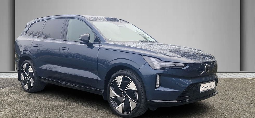 Volvo EX90 2025
