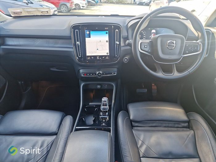 Volvo XC40 2023