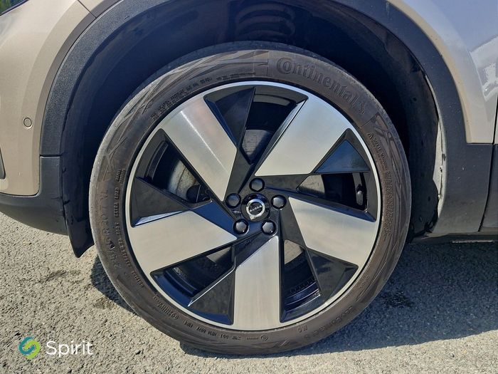 Volvo XC40 2023