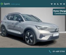 Volvo XC40 2025