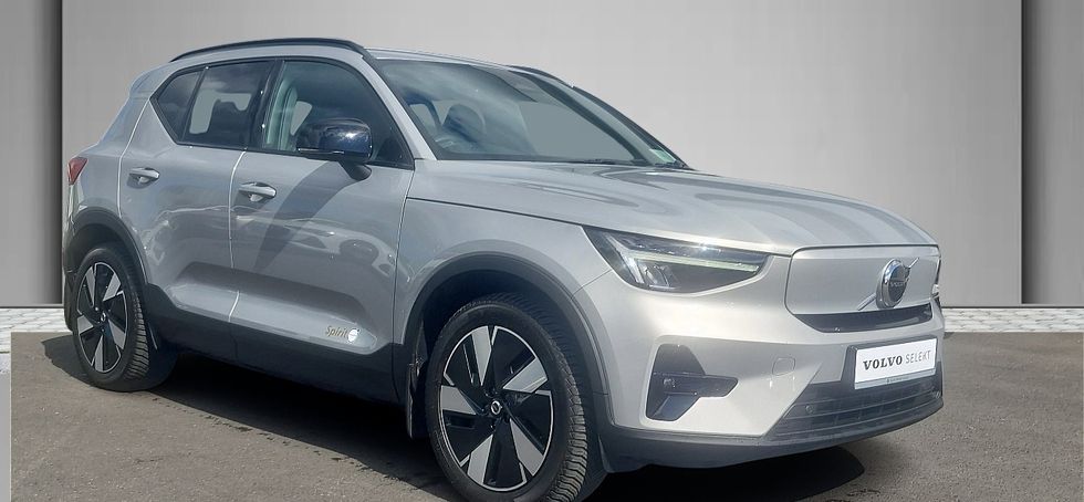 Volvo XC40 2025