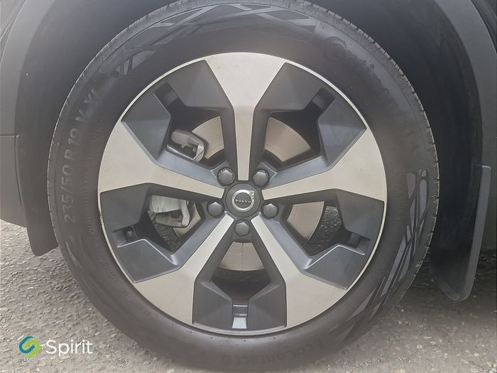 Volvo XC40 2026