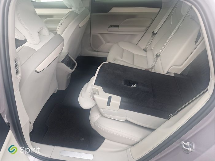 Volvo ES90 2026