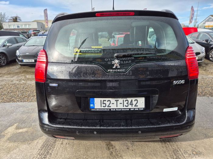 Peugeot 5008 2015