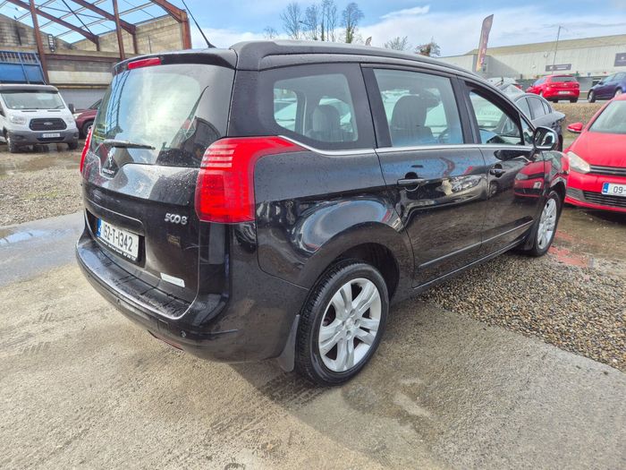 Peugeot 5008 2015