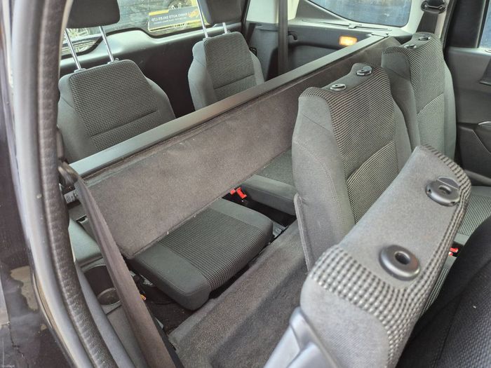 Peugeot 5008 2015