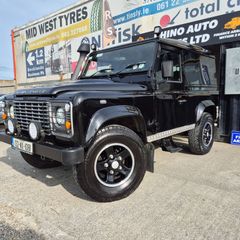 Land Rover Defender 2013