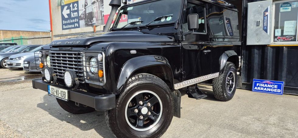 Land Rover Defender 2013