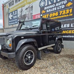 Land Rover Defender 2013