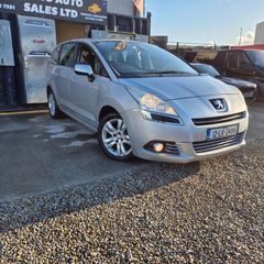 Peugeot 5008 2012