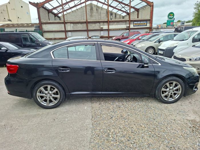 Toyota Avensis 2014