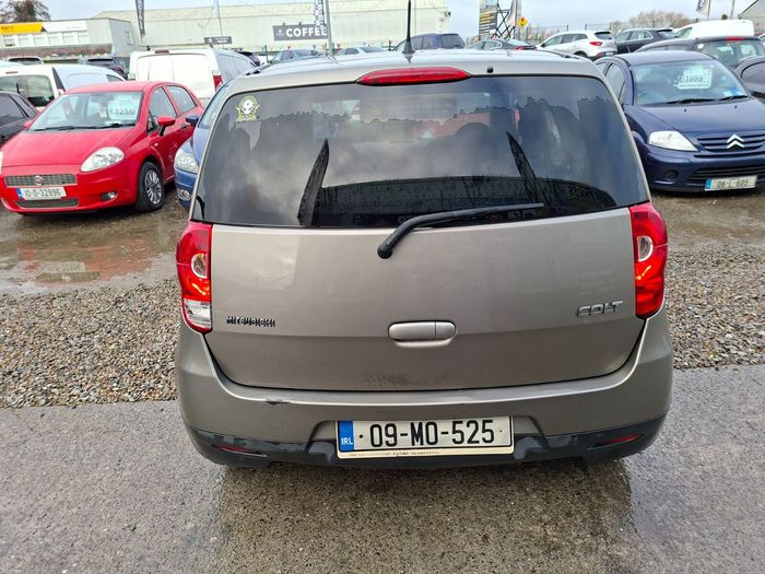 Mitsubishi Colt 2009