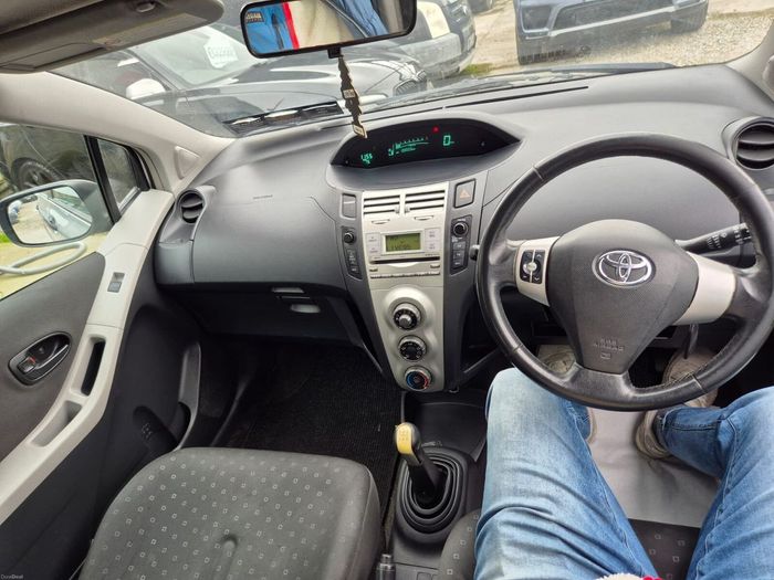 Toyota Yaris 2008