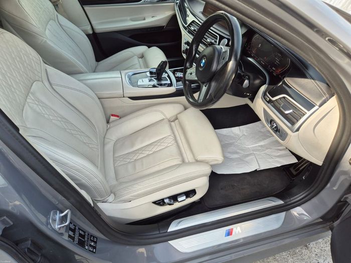 BMW 7 Series 2019