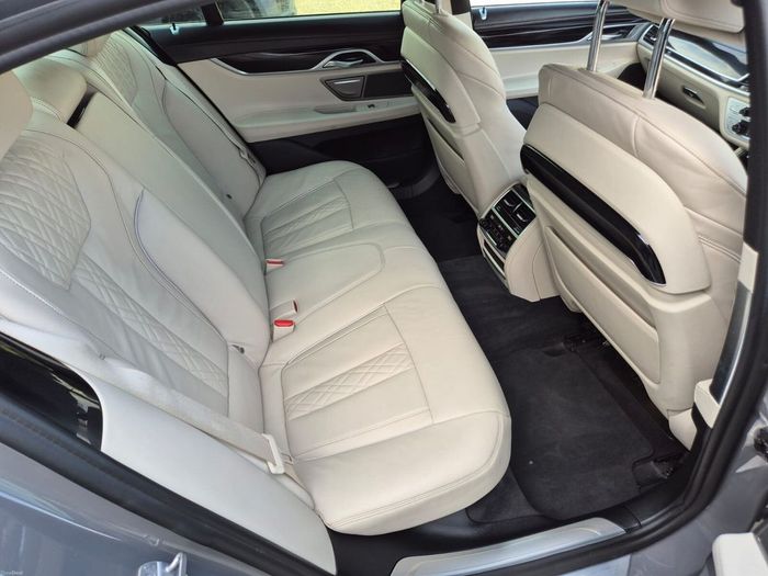 BMW 7 Series 2019