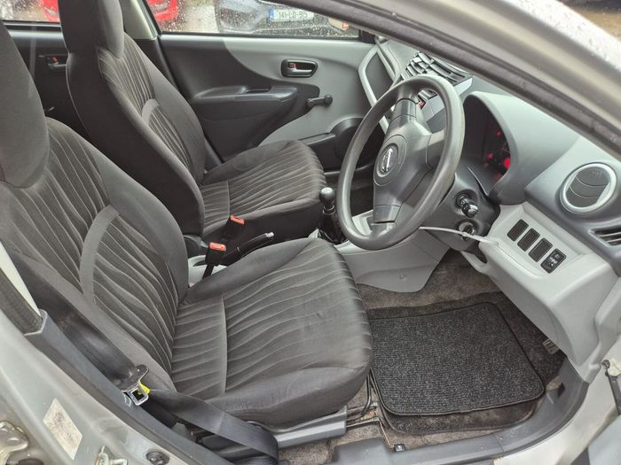 Nissan Pixo 2010