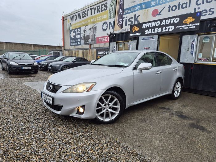 Lexus IS 2011