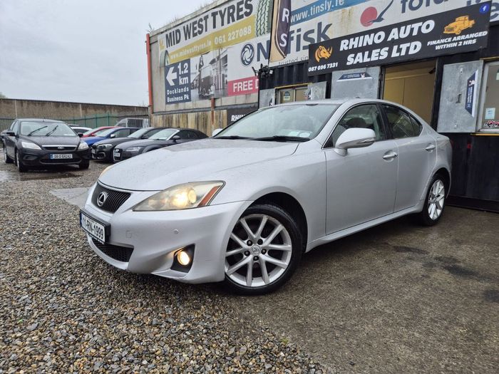 Lexus IS 2011