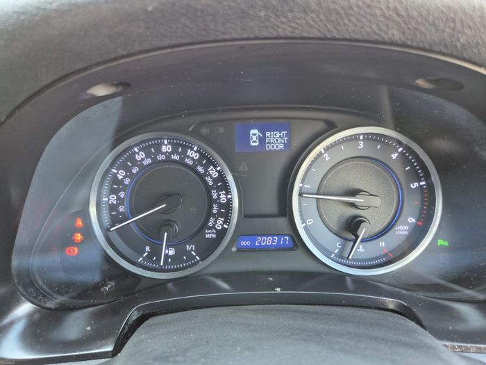 Lexus IS 2011