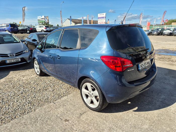 Vauxhall Meriva 2015